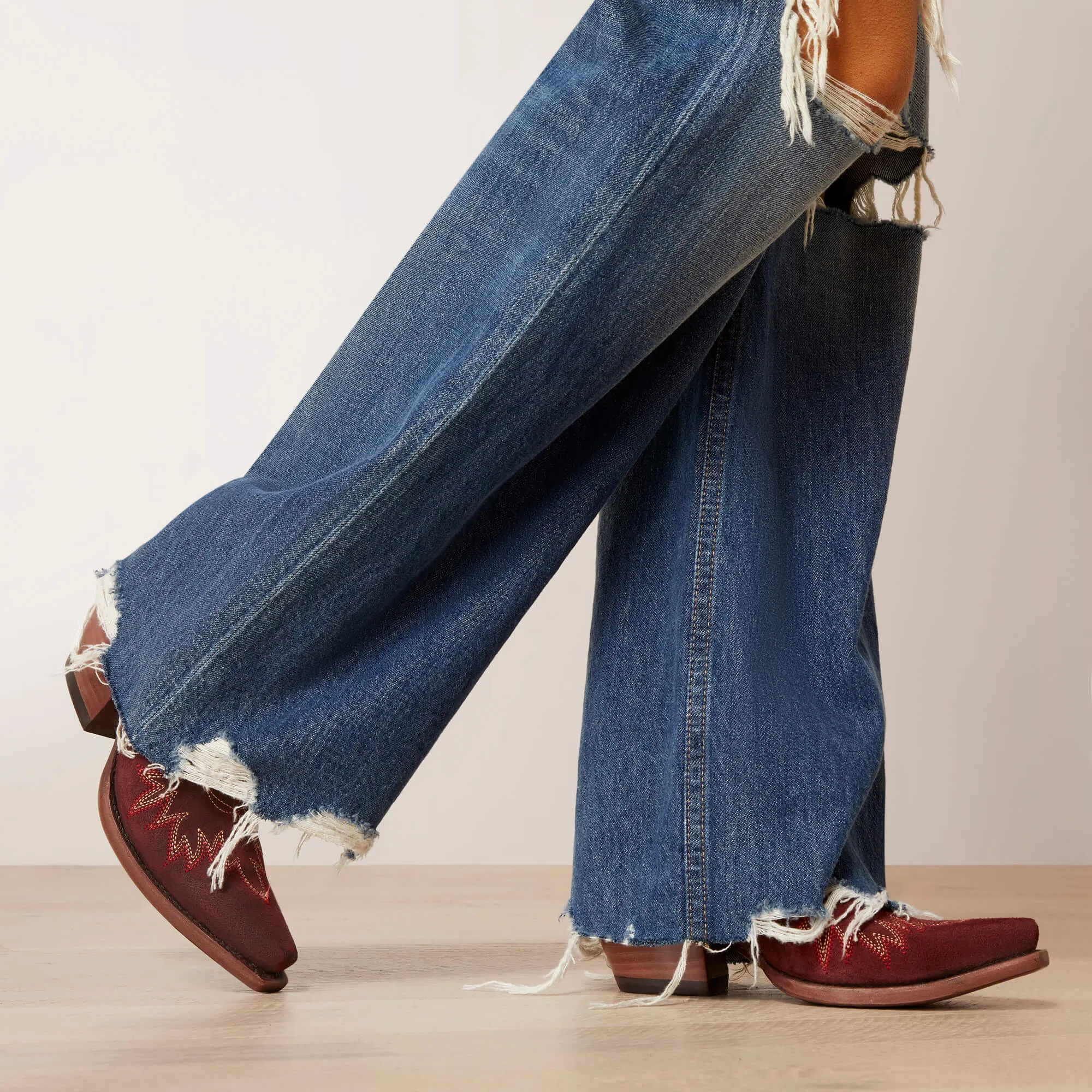 Ariat Ultra HR Tomboy Wide Haiti 10045425